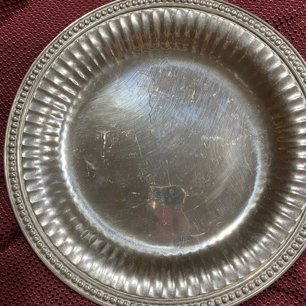 Wilton Armetal flutes and pearls large tray